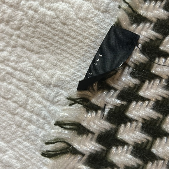 FRAAS The scarf Company knitted scarf. NEW - Picture 8 of 9